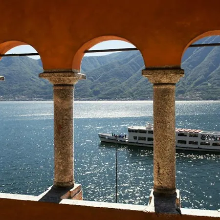 La Torre Dell'isola سالا كوماسينا